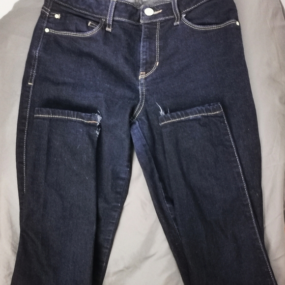 Guess Sexy Curve Jeans - Picture 7 of 11